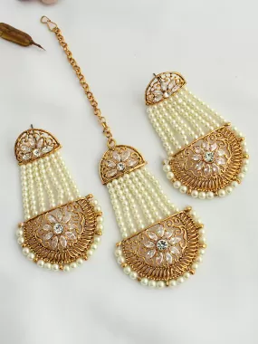 Adaa Jhoomer Earrings & Tikka